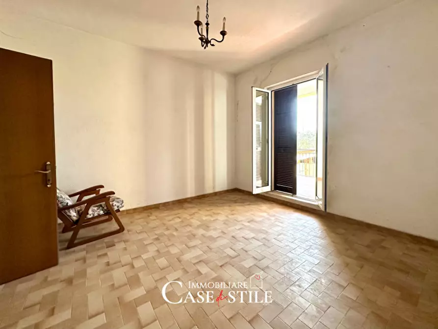 Immagine 8 di Casa trifamiliare in vendita  in Via Vicolo Turì a Sarzana