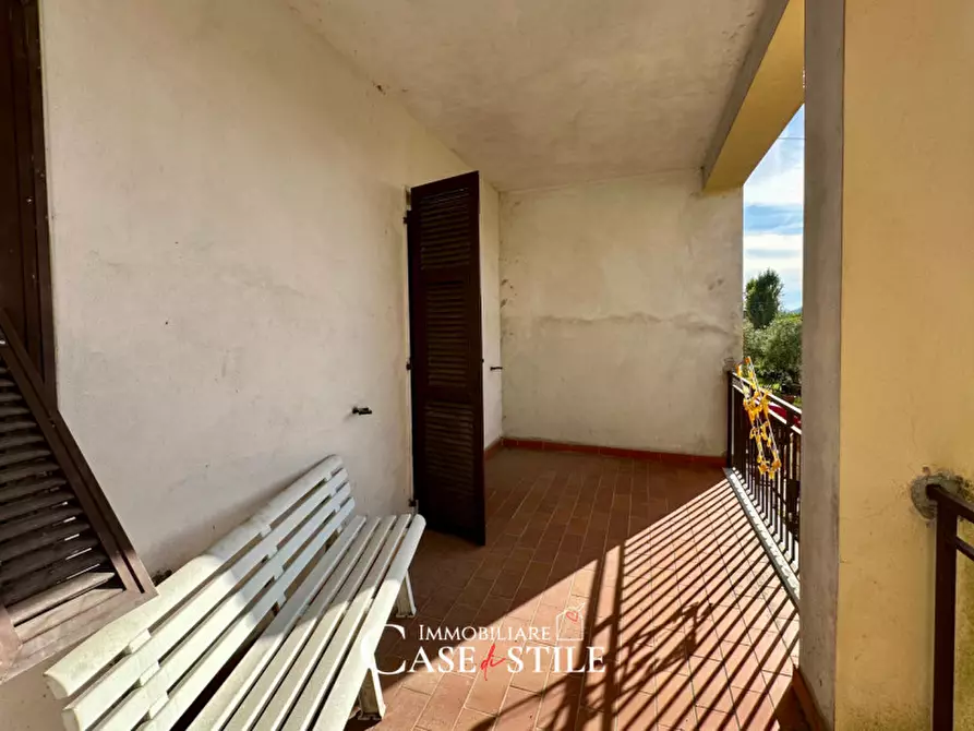 Immagine 11 di Casa trifamiliare in vendita  in Via Vicolo Turì a Sarzana