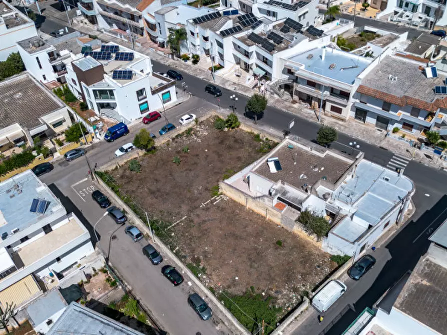 Immagine 3 di Terreno in vendita  in Corso Dante Alighieri 52 a Presicce-Acquarica