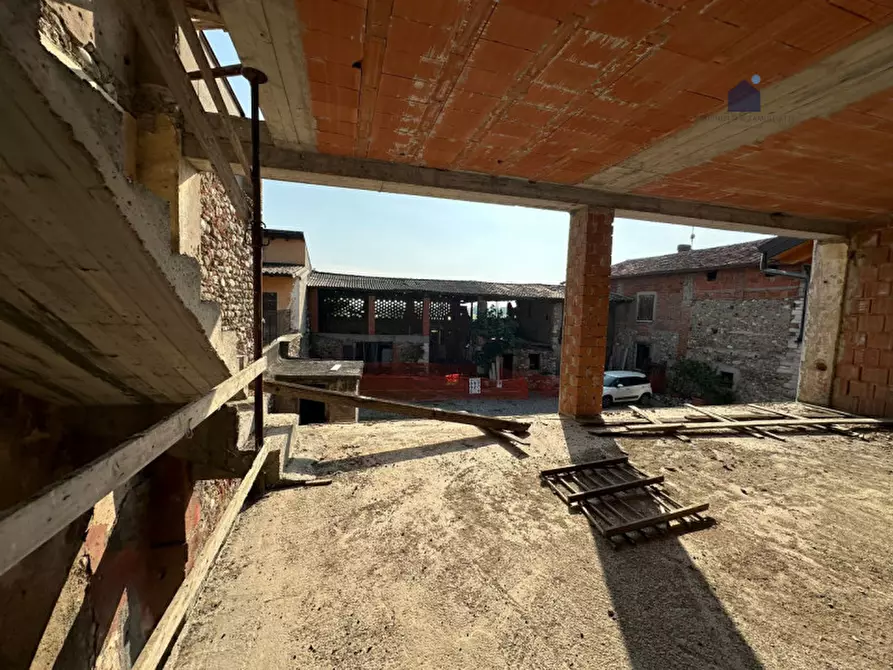 Immagine 18 di Rustico / casale in vendita  in Via Pontenove a Bedizzole