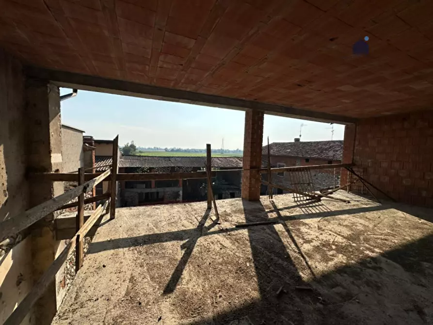 Immagine 26 di Rustico / casale in vendita  in Via Pontenove a Bedizzole