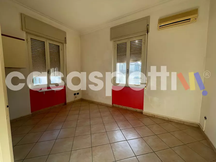 Immagine 5 di Ufficio in affitto  in Piazza della Repubblica, 1 a Battipaglia