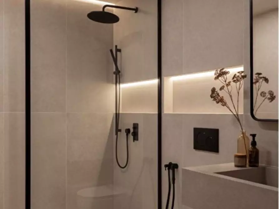 Immagine 4 di Appartamento in vendita  in Viale delle Terme a Abano Terme