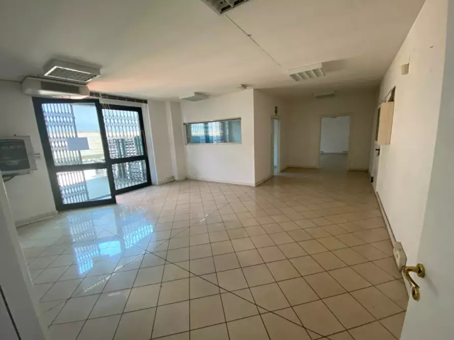 Immagine 4 di Capannone industriale in affitto  in Riviera Francia a Padova