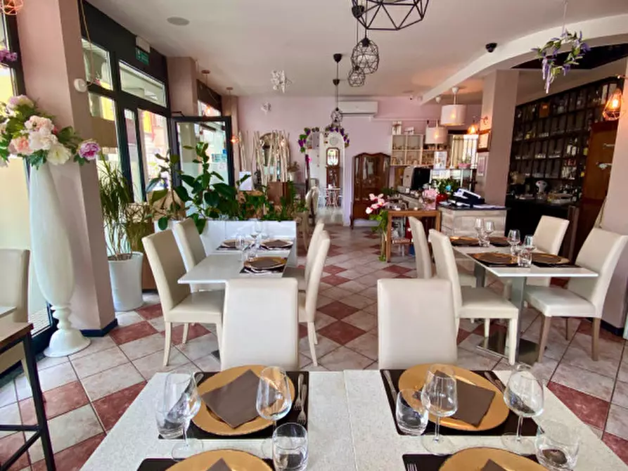 Immagine 18 di Attività commerciale in vendita  in Via Marco d'Agrate, Agrate Brianza 44 a Agrate Brianza