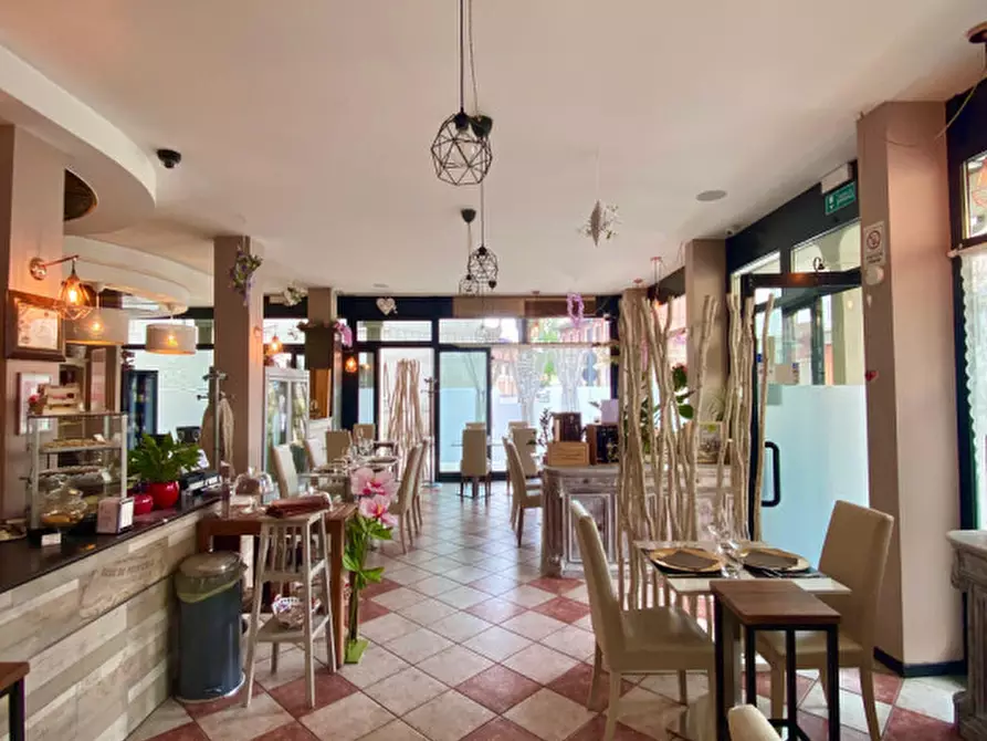 Immagine 20 di Attività commerciale in vendita  in Via Marco d'Agrate, Agrate Brianza 44 a Agrate Brianza