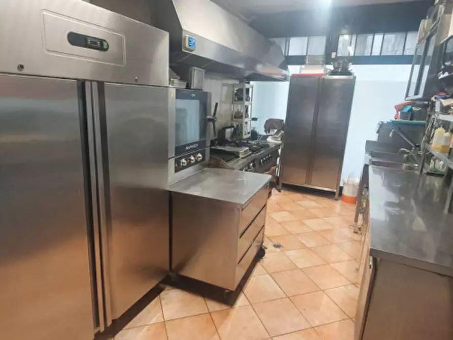 Immagine 28 di Attività commerciale in vendita  in Via Marco d'Agrate, Agrate Brianza 44 a Agrate Brianza