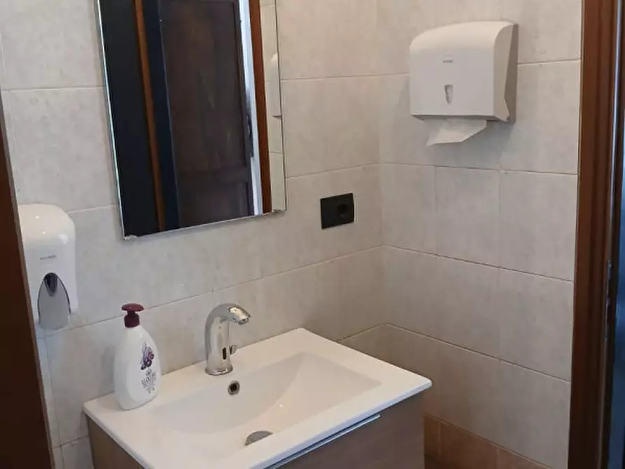 Immagine 36 di Attività commerciale in vendita  in Via Marco d'Agrate, Agrate Brianza 44 a Agrate Brianza