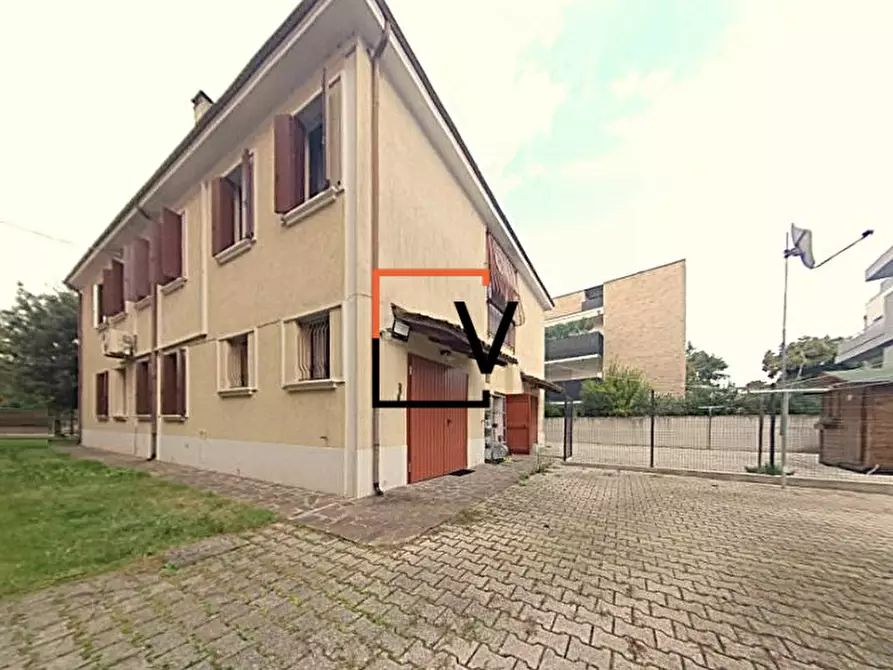 Immagine 5 di Casa bifamiliare in vendita  in Via Piave a Treviso