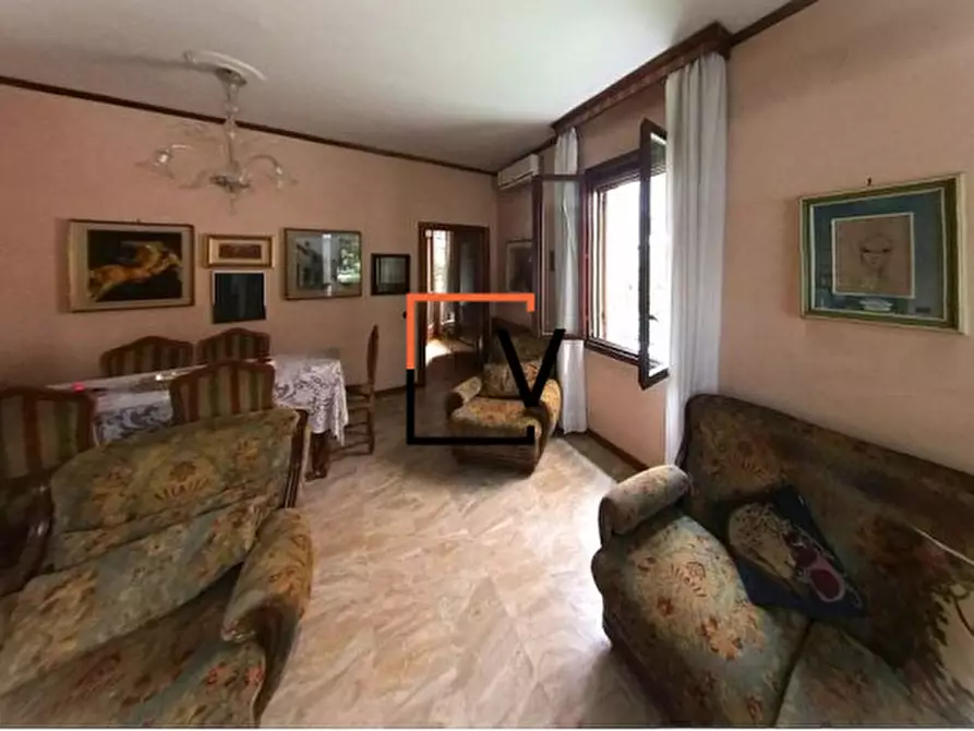 Immagine 5 di Casa bifamiliare in vendita  in Via Piave a Treviso