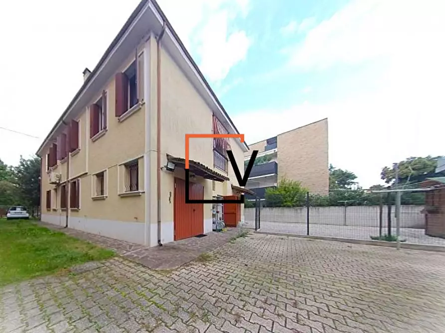 Immagine 12 di Casa bifamiliare in vendita  in Via Piave a Treviso