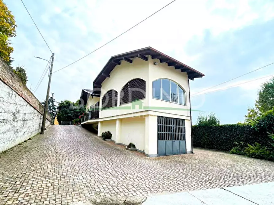 Immagine 6 di Villa in vendita  in Via Craviano Snc a Govone
