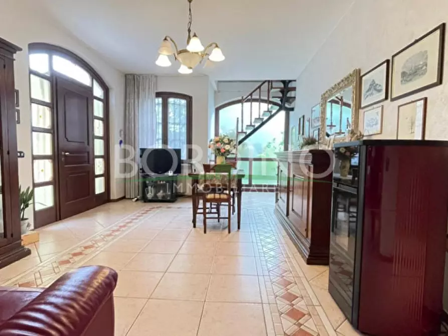 Immagine 9 di Villa in vendita  in Via Craviano Snc a Govone