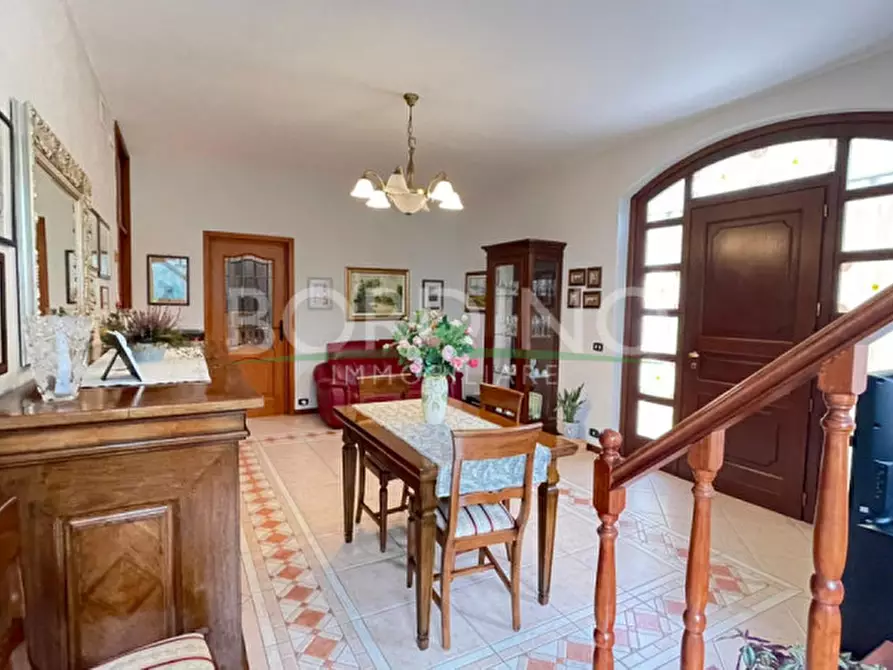 Immagine 10 di Villa in vendita  in Via Craviano Snc a Govone