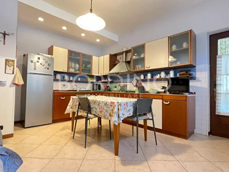 Immagine 14 di Villa in vendita  in Via Craviano Snc a Govone