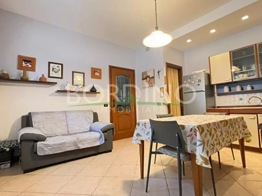 Immagine 15 di Villa in vendita  in Via Craviano Snc a Govone