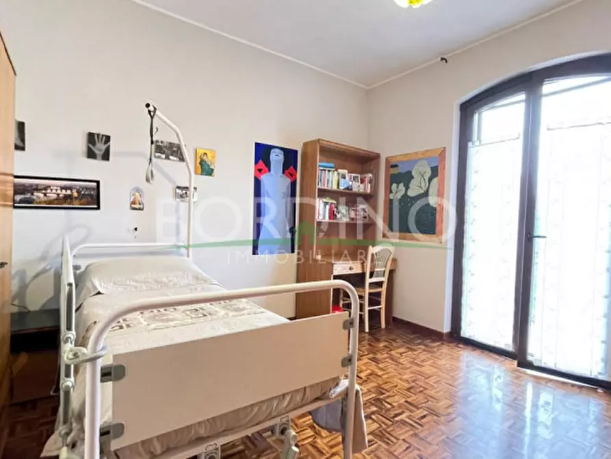 Immagine 22 di Villa in vendita  in Via Craviano Snc a Govone