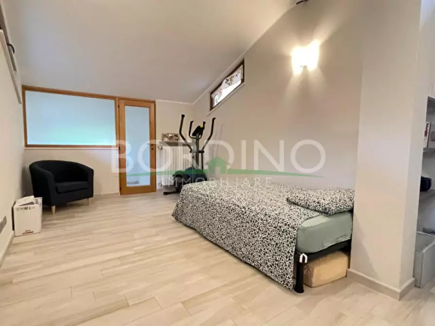 Immagine 25 di Villa in vendita  in Via Craviano Snc a Govone