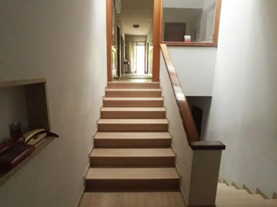 Immagine 7 di Villa in vendita  in Via Alessandro Manzoni a Montegrotto Terme