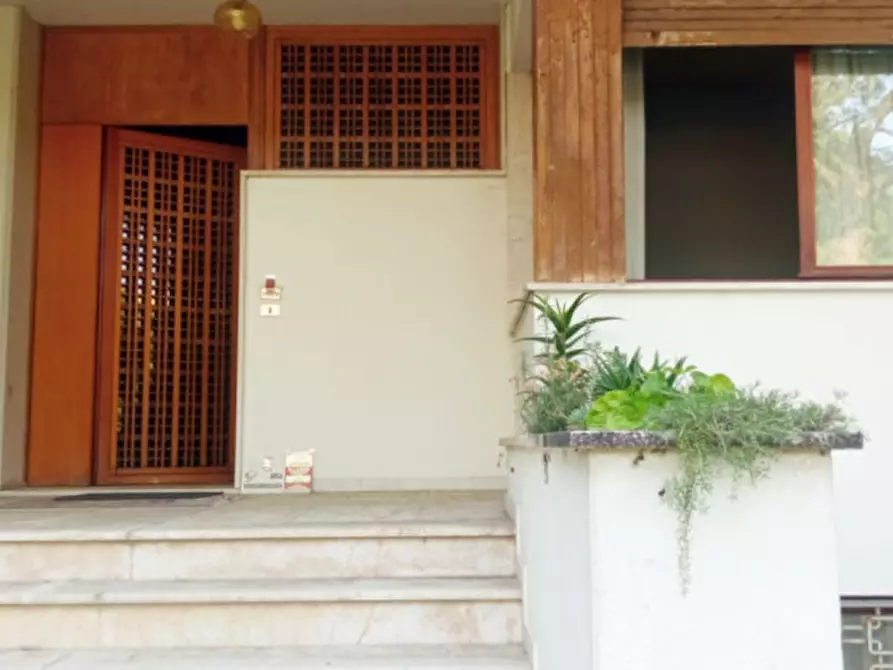 Immagine 8 di Villa in vendita  in Via Alessandro Manzoni a Montegrotto Terme