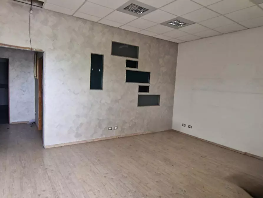 Immagine 4 di Capannone industriale in vendita  in Via Fabriano, 25, 60030 Moie AN, Italia a Maiolati Spontini