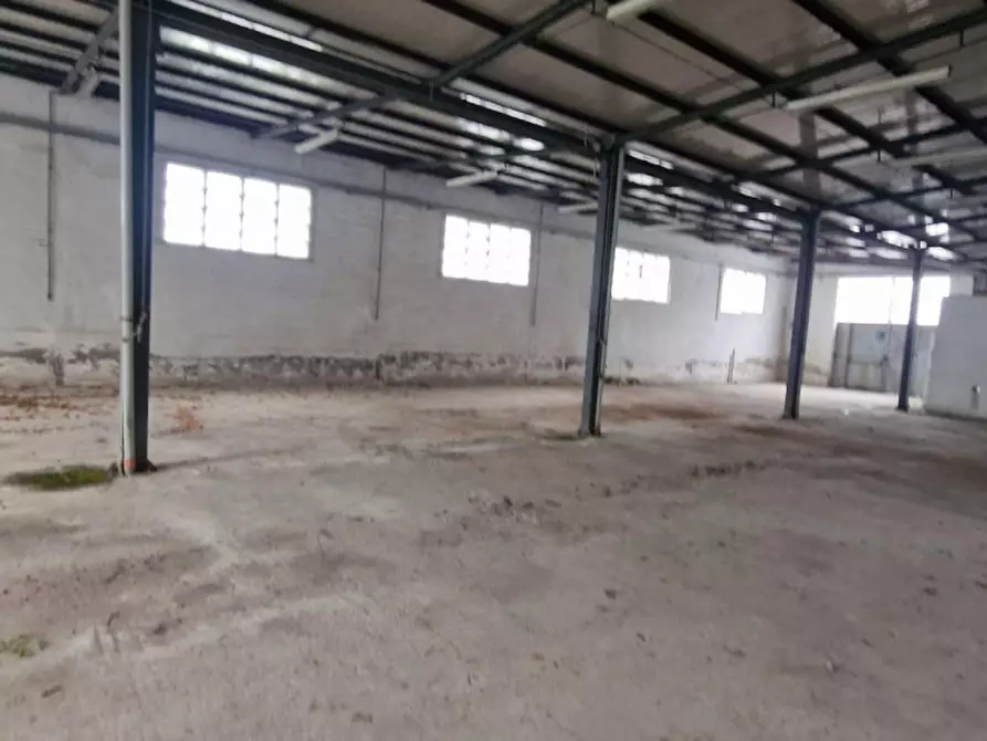 Immagine 11 di Capannone industriale in vendita  in Via Fabriano, 25, 60030 Moie AN, Italia a Maiolati Spontini