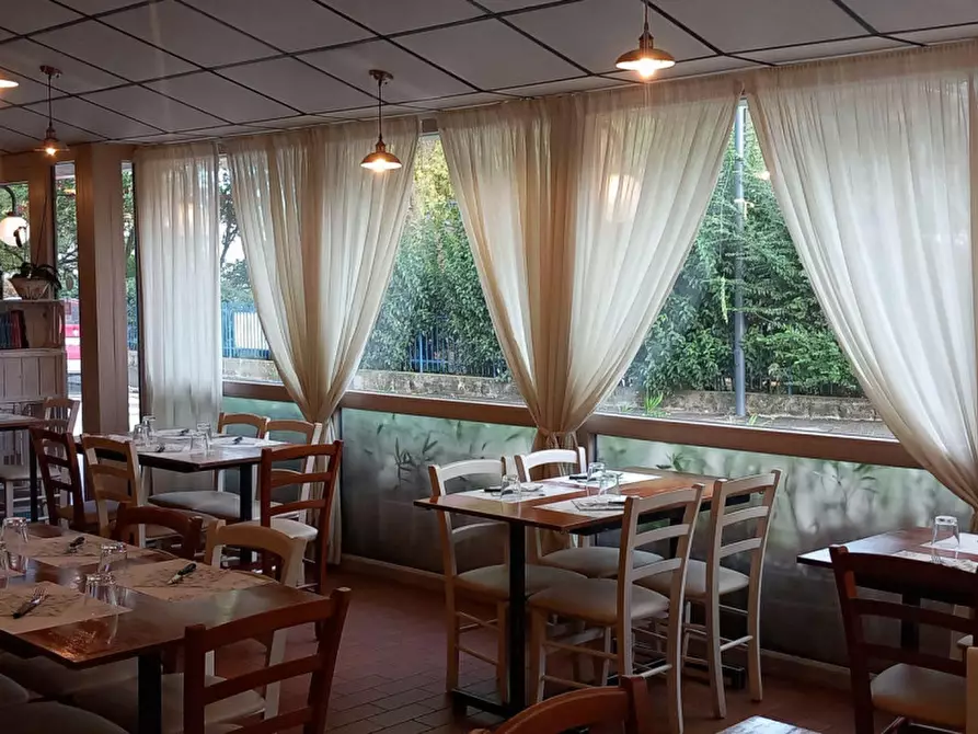 Immagine 2 di Attività commerciale in vendita  in Riolo Terme, N. snc a Riolo Terme