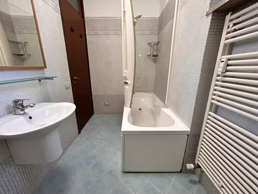 Immagine 24 di Appartamento in vendita  in Contra' San Bortolo, 17 a Vicenza