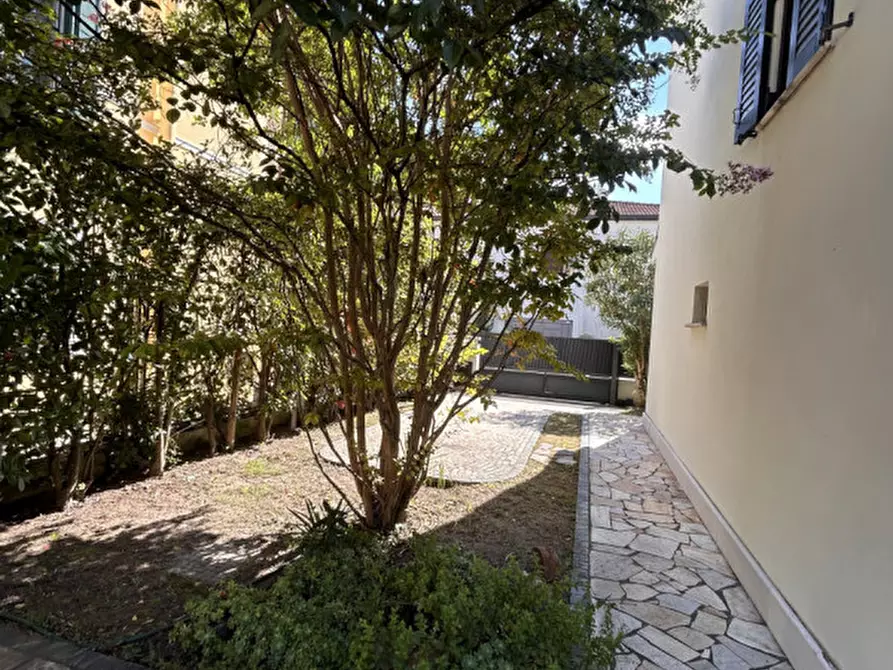 Immagine 2 di Villa in vendita  in Via Nazareth a Padova