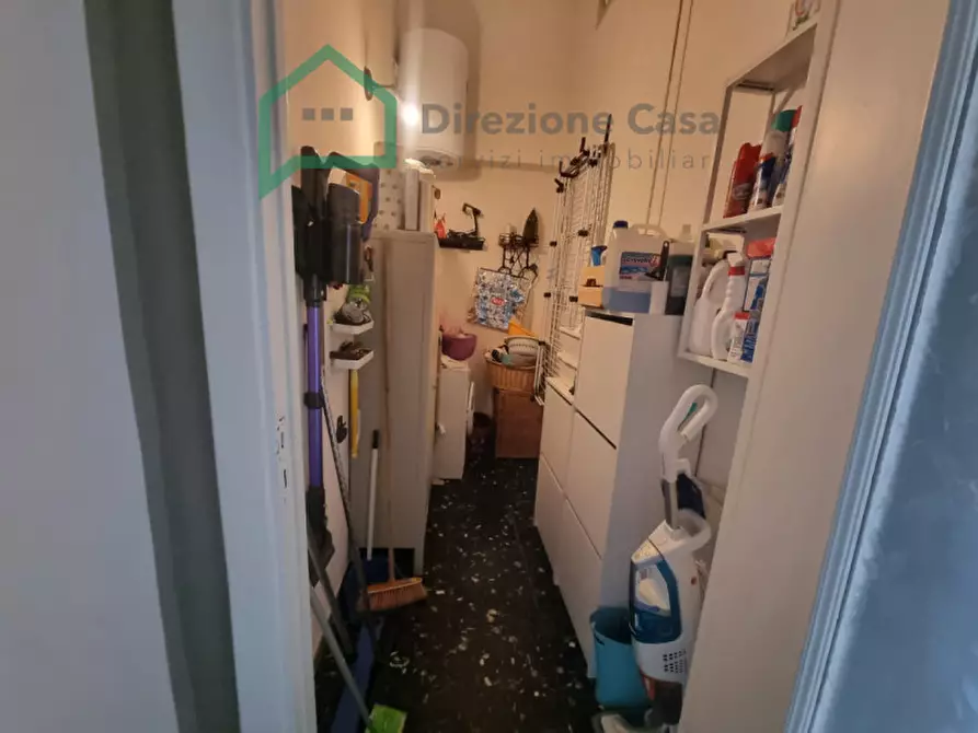 Immagine 17 di Appartamento in vendita  in corso meridionale 39 a Napoli