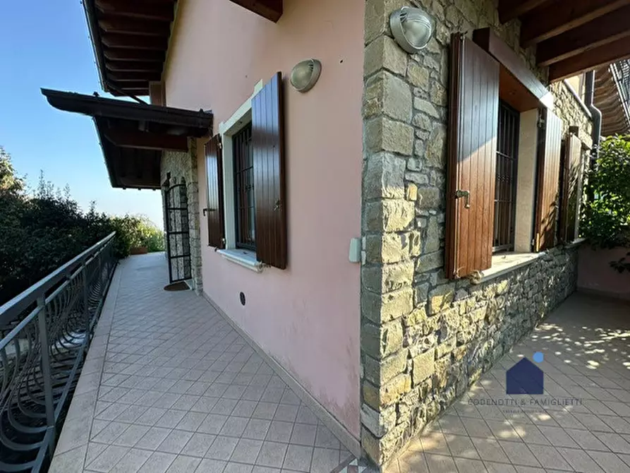 Immagine 9 di Villa in vendita  in Vicolo dei Mille a Serle