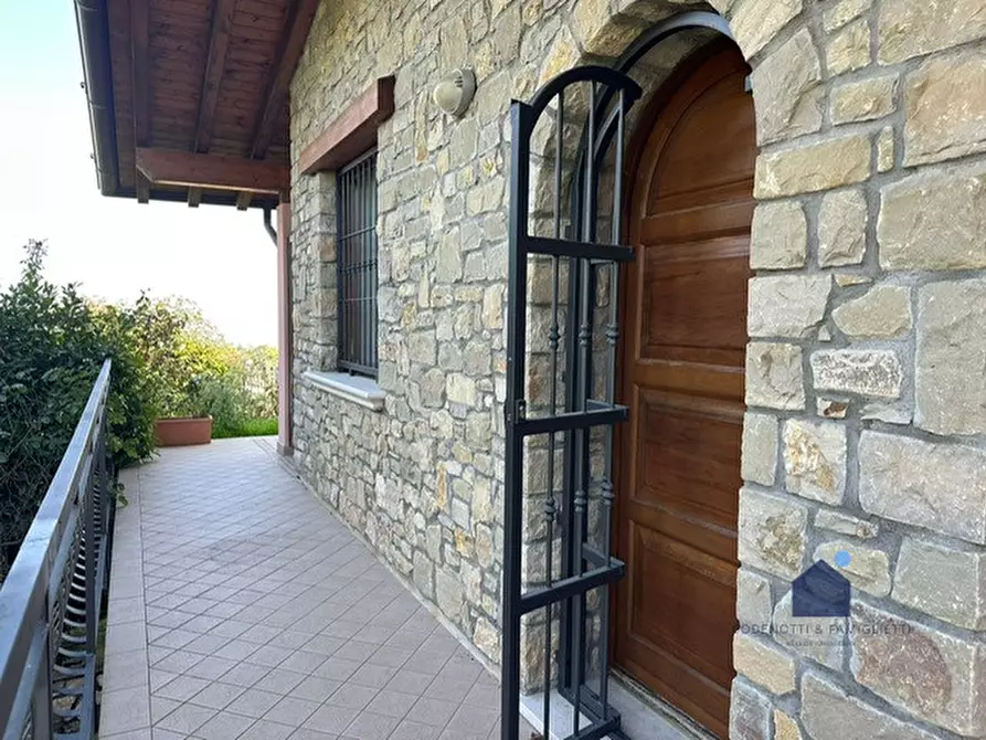 Immagine 11 di Villa in vendita  in Vicolo dei Mille a Serle