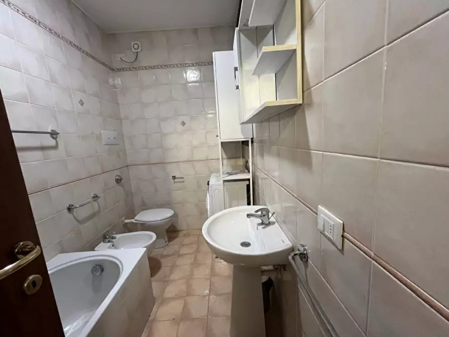 Immagine 10 di Appartamento in affitto  in via Piovese a Padova