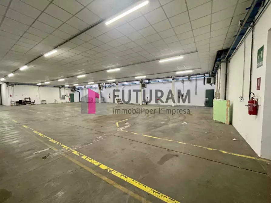 Immagine 9 di Capannone industriale in affitto  in Via Galileo Galilei 52 a Rubano