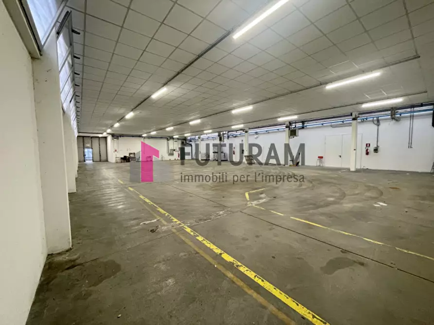 Immagine 10 di Capannone industriale in affitto  in Via Galileo Galilei 52 a Rubano