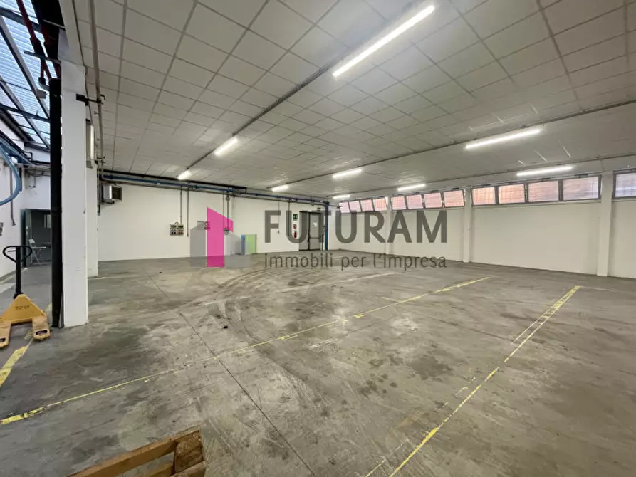 Immagine 19 di Capannone industriale in affitto  in Via Galileo Galilei 52 a Rubano
