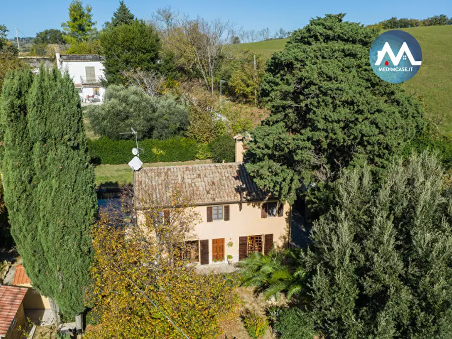 Immagine 1 di Rustico / casale in vendita  in strada montebacchino a Pesaro