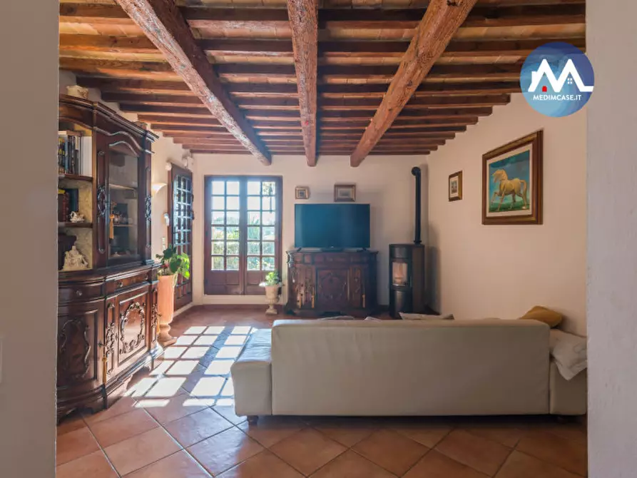 Immagine 7 di Rustico / casale in vendita  in strada montebacchino a Pesaro