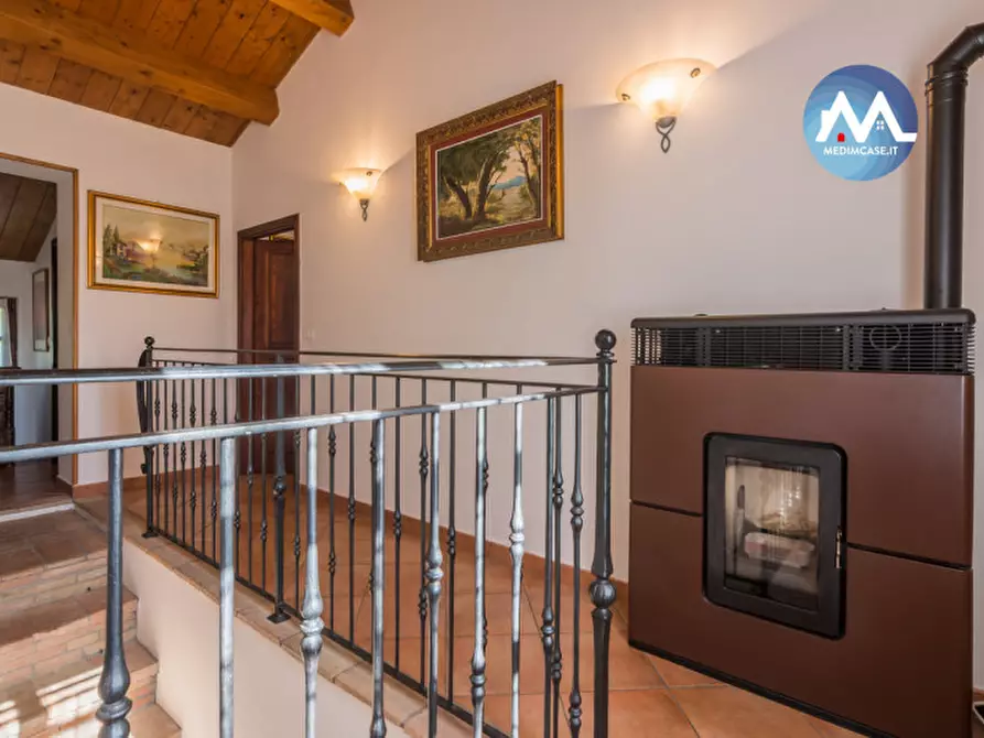 Immagine 17 di Rustico / casale in vendita  in strada montebacchino a Pesaro