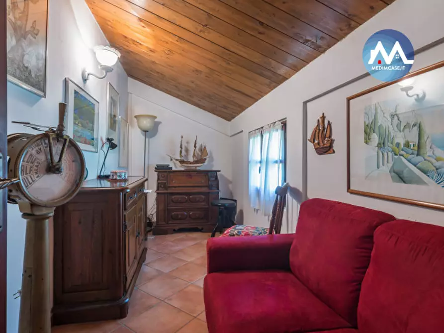 Immagine 18 di Rustico / casale in vendita  in strada montebacchino a Pesaro