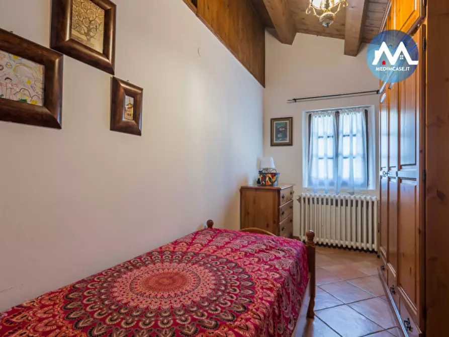 Immagine 29 di Rustico / casale in vendita  in strada montebacchino a Pesaro