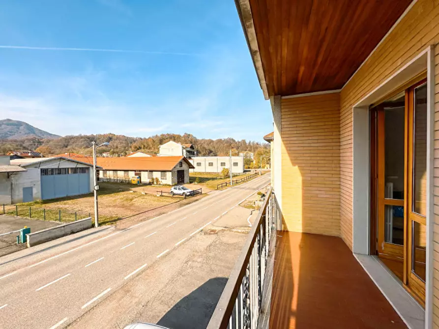 Immagine 13 di Appartamento in vendita  in VIA GARIBALDI 105 a Crevacuore