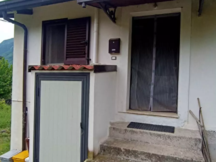 Immagine 4 di Villetta a schiera in affitto  a Balsorano