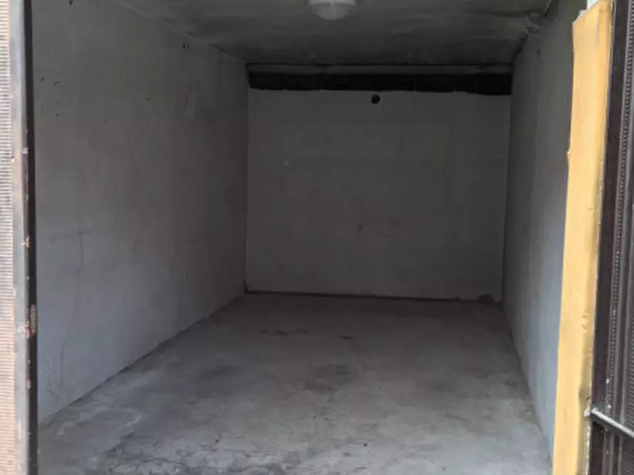 Immagine 2 di Garage in vendita  a Venezia