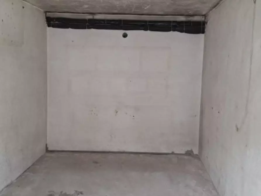 Immagine 3 di Garage in vendita  a Venezia