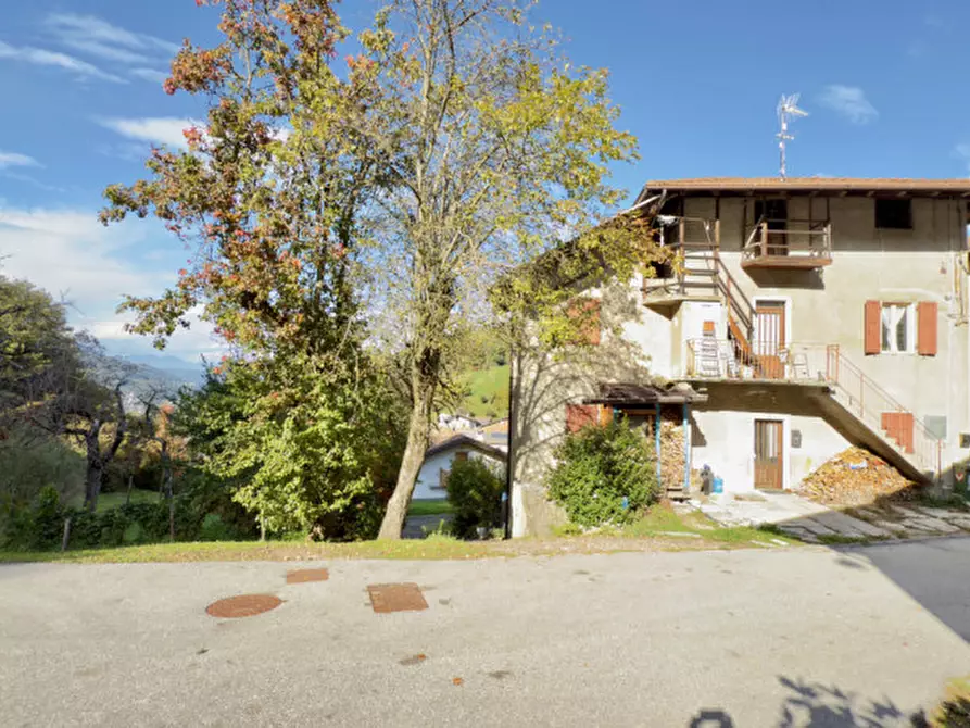 Immagine 1 di Villetta a schiera in vendita  in Frazione Campregheri a Altopiano Della Vigolana