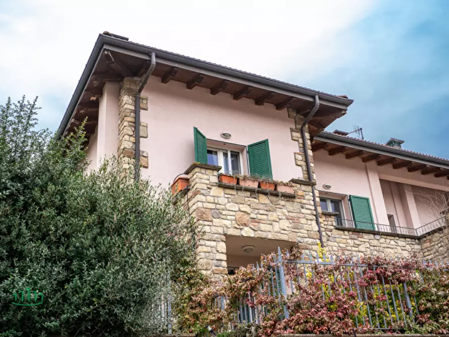 Immagine 1 di Villetta a schiera in vendita  in Monterenzio - Via Rocchetta 62 a Monterenzio