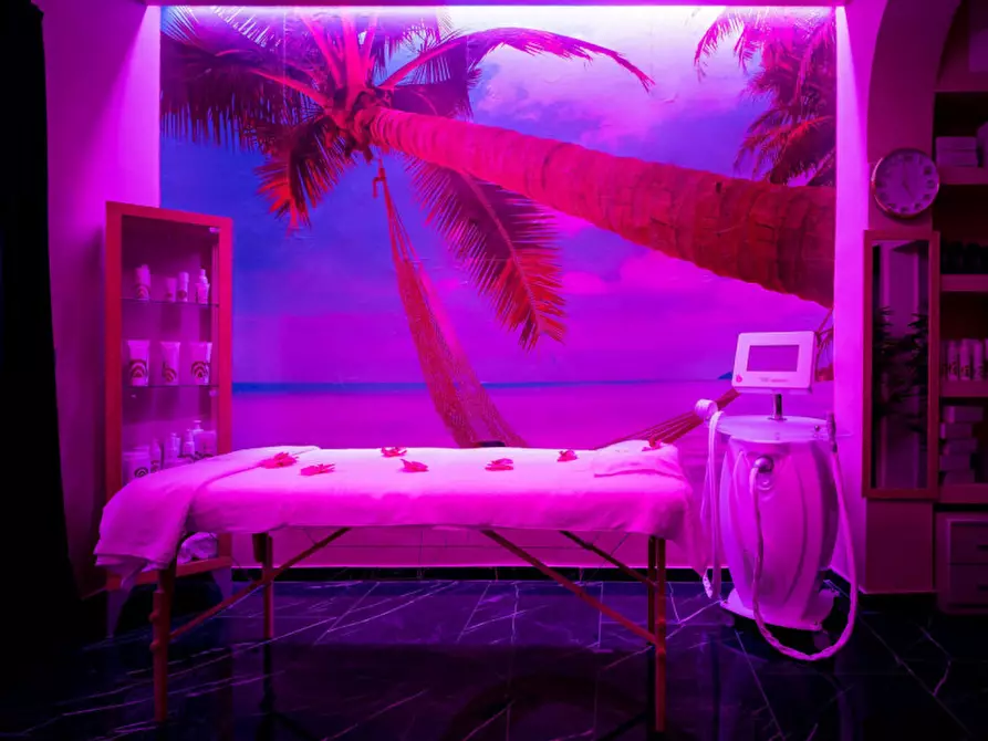 Immagine 10 di Attività commerciale in affitto  in VIA DEGLI ALFANI a Firenze