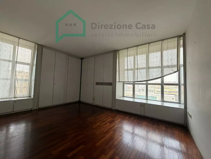 Immagine 5 di Ufficio in affitto  in CENTRO DIREZIONALE a Napoli