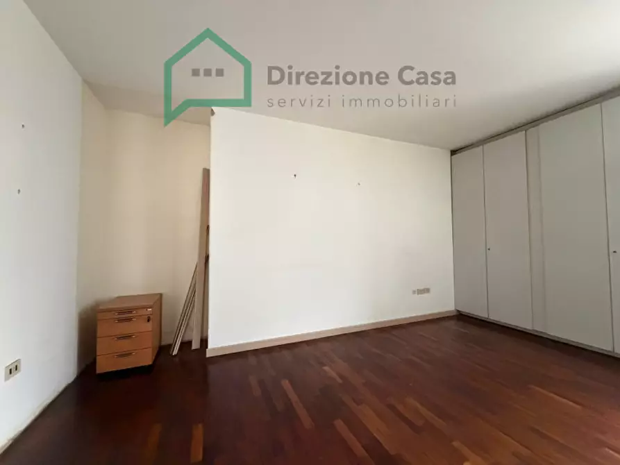 Immagine 9 di Ufficio in affitto  in CENTRO DIREZIONALE a Napoli